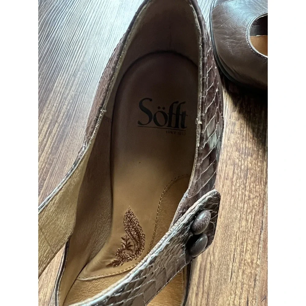 Sofft Women's Mary Jane Pumps Size 10 M Leather Upper Lining‎ &Socks Open Toe Br